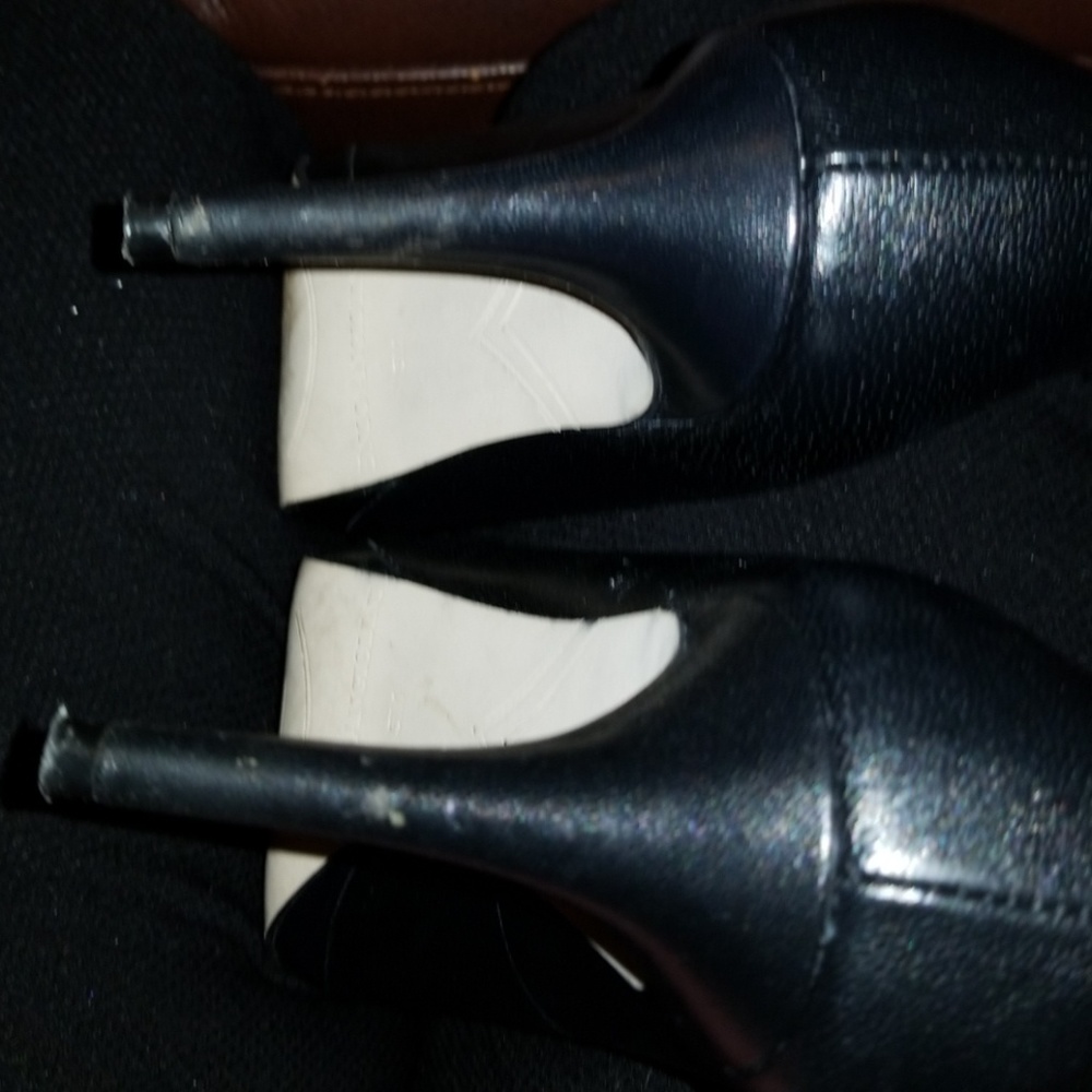 Enzo Angiolini...leather peep toe heels size 5m - Picture 3 of 3